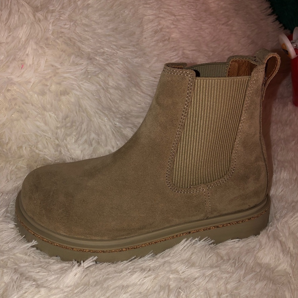 Birkenstock Tan Leather Boots Highwood Slip On Women size 37 (6-6.5) & 40 (9-9.5 - Picture 10 of 16